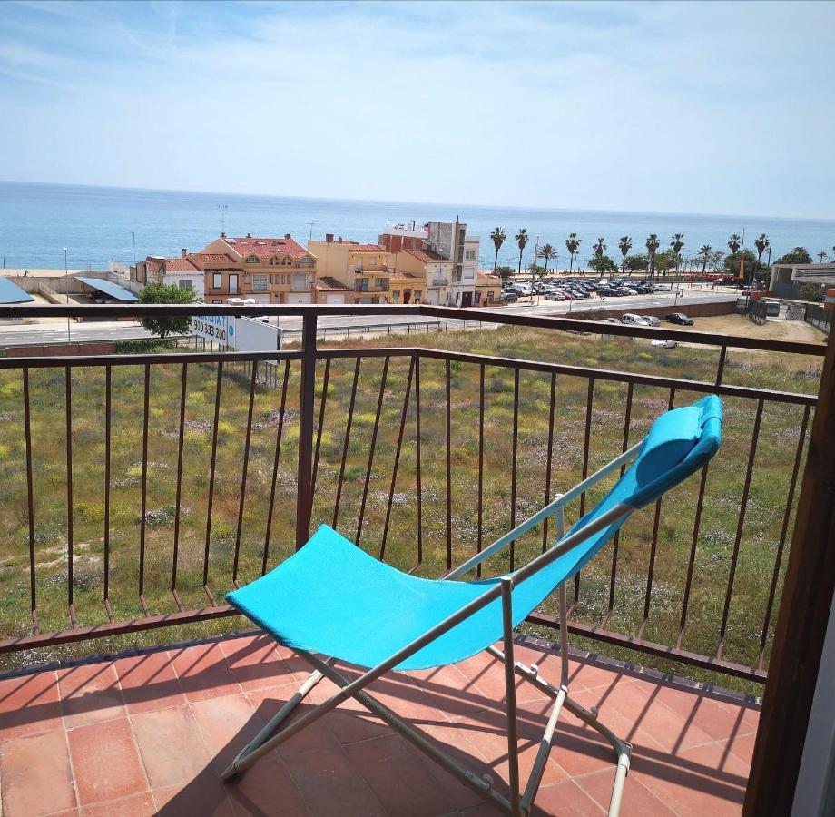 Atico Frente Al Mar Apartment Канет де Мар Екстериор снимка